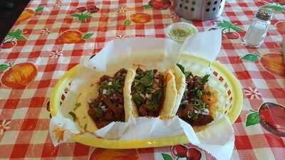 Juanita's Cafe Y Nieveria