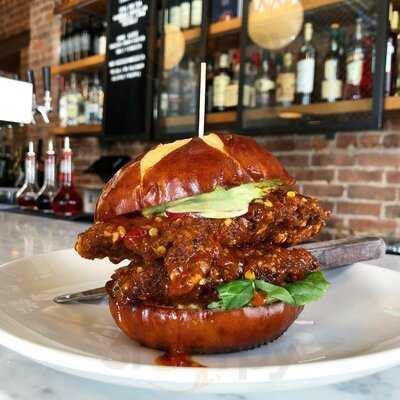 Emmy Squared Pizza - Queen Village