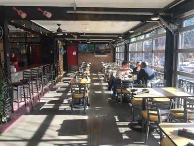 Tres Chiles Mexican Grill