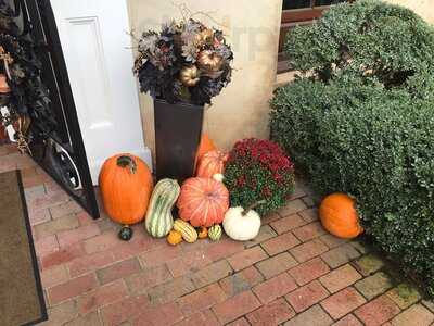 Four65 Woodfire Bistro And Bar