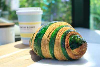 Common Bond Bistro & Bakery