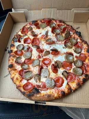 Detroit Frankie's Wood Fired Brick Oven