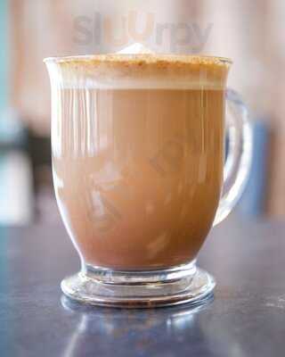 Le Testimony Organic Bistro