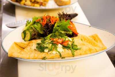 Le Testimony Organic Bistro