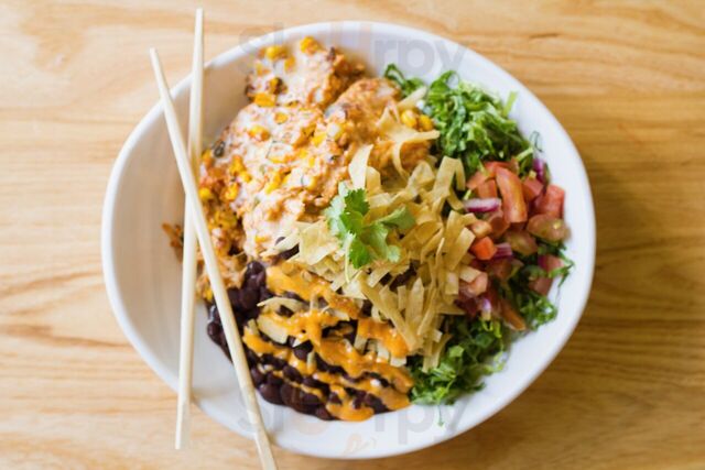 Taqueria Tsunami - Peachtree Corners