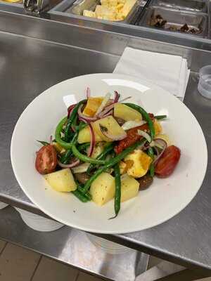 Iavarone Italian Kitchen & Pizzeria