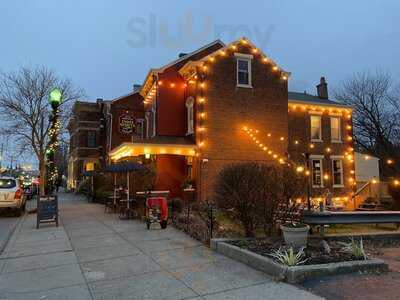 Three Spirits Tavern