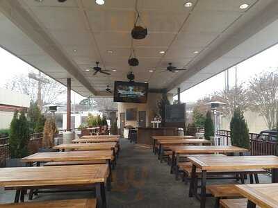 Myrtle's Chicken + Beer