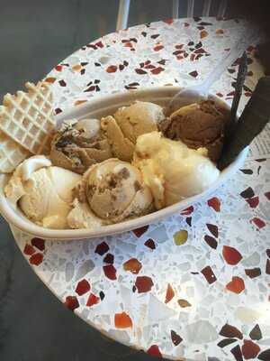 Chill Bros Scoop Shop