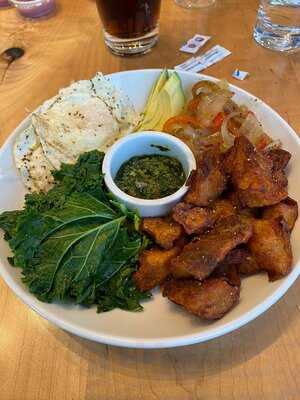 Eight And Sand Kitchen