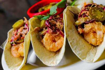 Fuego Tortilla Guisos & Taqueria