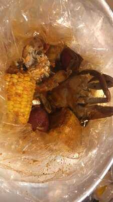 King Claw - Juicy Seafood & Bar