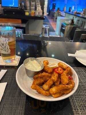 Moani Island Bistro & Bar