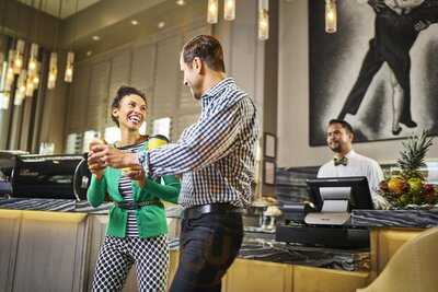 Pineapple Bistro & Bar