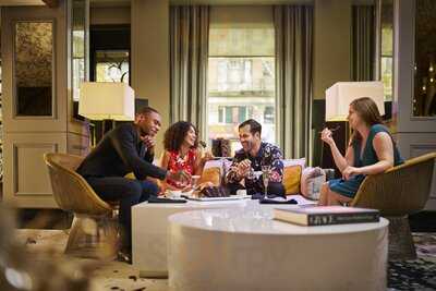 Pineapple Bistro & Bar