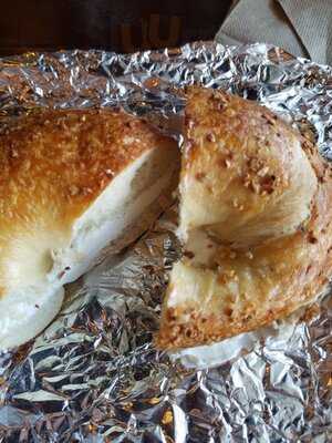 Uber Bagels & Deli