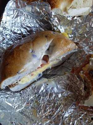 Uber Bagels & Deli