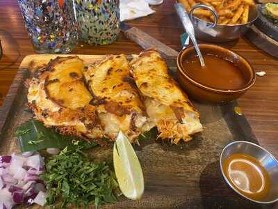 El Jefe - Lena Y Mar