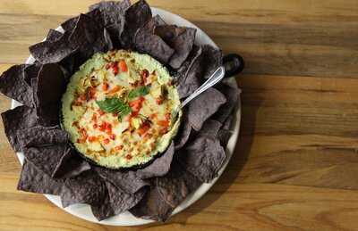 Mackenzie River Pizza, Grill & Pub