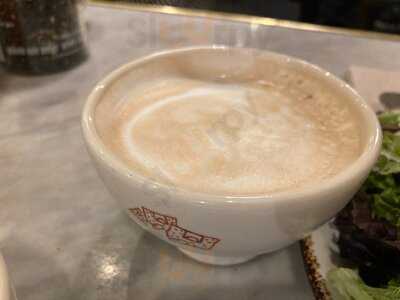 Le Pain Quotidien, 16 E 44th St, New York, Ny 10017