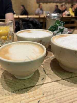 Le Pain Quotidien, 16 E 44th St, New York, Ny 10017