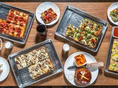 Emmy Squared Pizza - Upper East Side