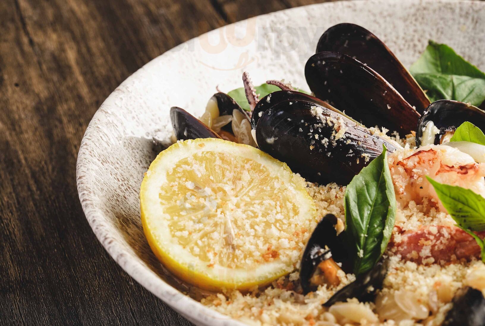 Mi'talia Kitchen & Bar