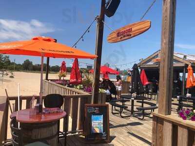 Reggies On The Beach