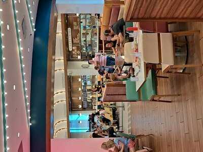 St. Louis Union Station Soda Fountain