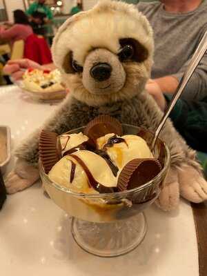 St. Louis Union Station Soda Fountain