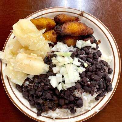 Gio’s Cuban Restaurant