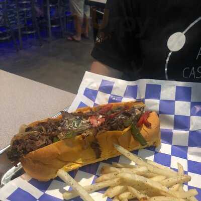 Localz Sports Bar And Grill