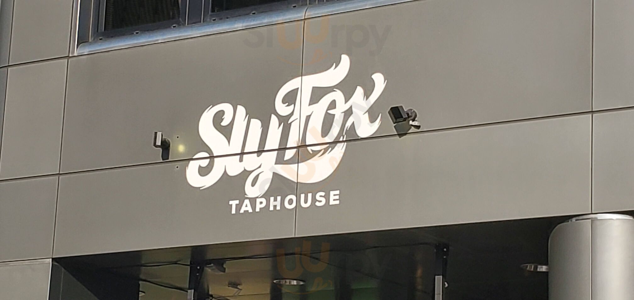 Sly Fox Taphouse At The Point