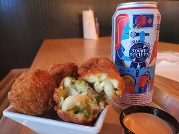 Dac's Smokehouse Bbq Campustown