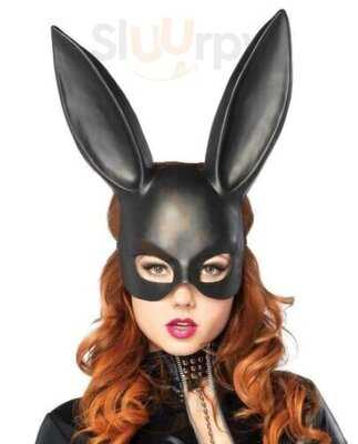 Models Hangout Bar & Grill