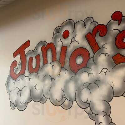 Junior's Pizza