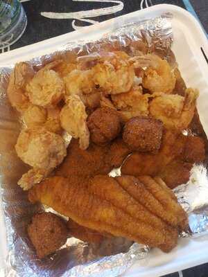 Altha's La Cajun Deli