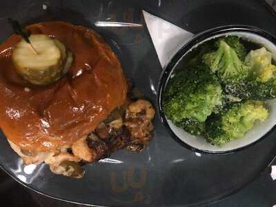 Walk-on's Sports Bistreaux - Montgomery Restaurant