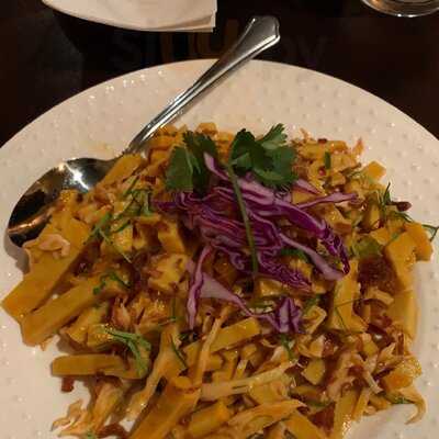 Karaweik Burmese Cuisine