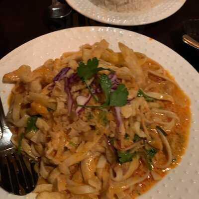 Karaweik Burmese Cuisine