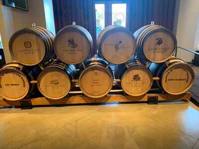 Domaine Serene Wine Lounge - Lake Oswego