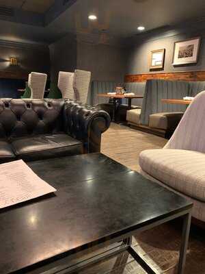 Jockey Silks Bourbon Bar