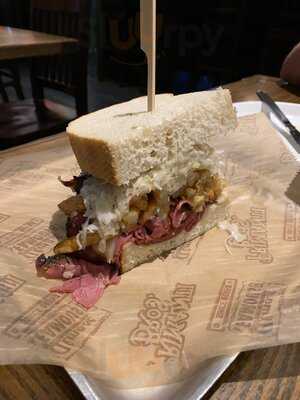 Primanti Bros. Restaurant And Bar Inside Pit Airport