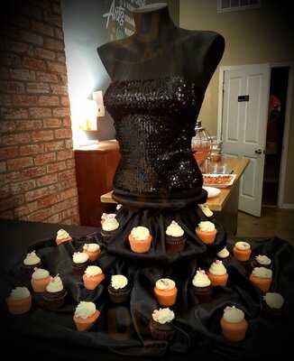 J's Sweet Treats And Wedding Cakes