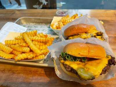 Shake Shack Downtown Crossing