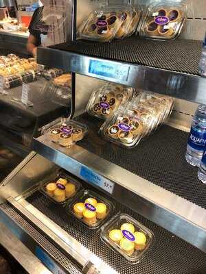 Tanioka's Seafoods And Catering