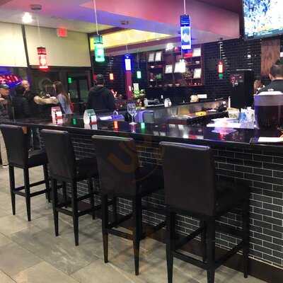 Tokyo Sushi & Steakhouse