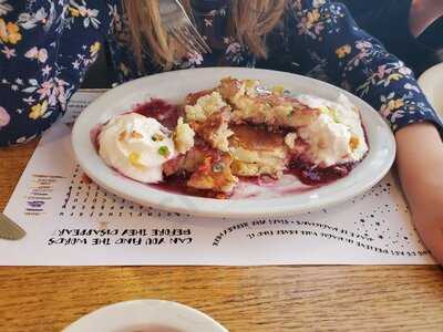 Abracadabra's Twin Falls