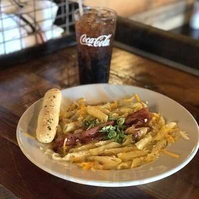 Willy T's Tavern & Grill