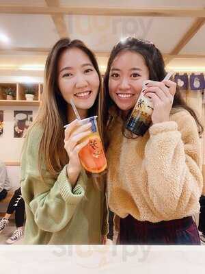 Yifang Taiwan Fruit Tea (st.marks)